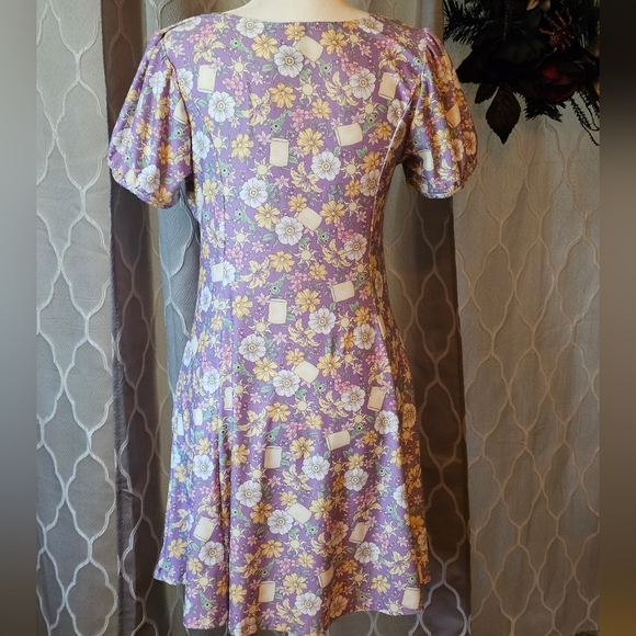 Her Universe Disney Tangled Floral Icons Dresd medium - Picture 3 of 4